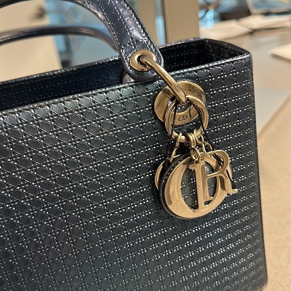 Authentic Patent metallic Lady Dior blue bag - Picture 4 of 11